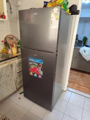 تلاجة نوع ikond معها ورقة ضمان سنة من اللولو استعمال شهرين سبب البيع السفر السعر المطلوب95ريال