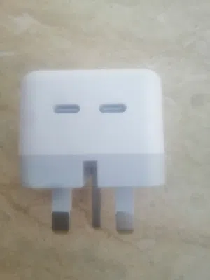 كركوبة شحن سريع اصليه Apple للبيع مع كابل