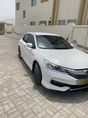 Used Honda Accord in Al Dakhiliya