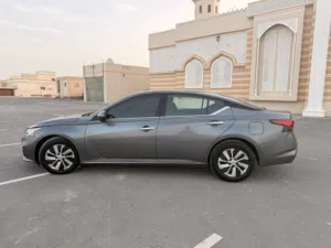 Used Nissan Altima in Al Batinah