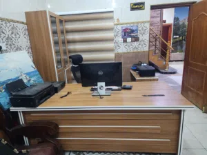 اغراض معهد تدريس للبيع