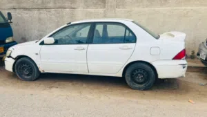 متشي لانسر معلمين 3800