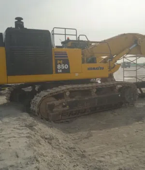 حفارة كوماتسو 850