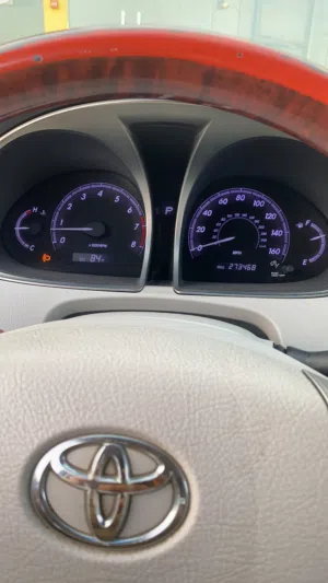 للبيع سياره اقلون نظيفه بس تحتاج شيء واحد صبغ عشان الطليه معنا في الباطنه الصبغ يحتاج تغير