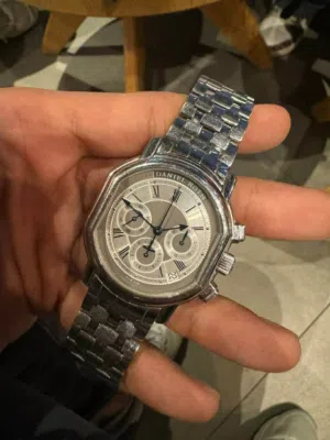 البيت السويسري لشراء الساعات الفاخره