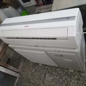 2 ton split Ac for sale good condition good working