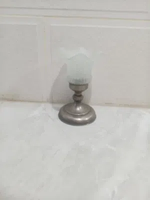 شمعدان معدن  قديم وثقيل