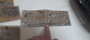 محافظ جلد طبيعيه