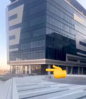 محل دور ارضي للبيع استلام فوري و تشغيل من اول يوم بجوار 3 مدارس انترناشونال ( متاح التقسيط)