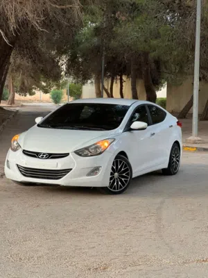 Used Hyundai Avante in Tripoli