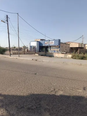 محل الايجار يرادله شوي تعديل وسعره ايجاره مناسب