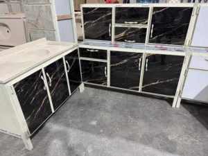 كاونترات المنيوم ثلاث قطع اراضي وملحق متر ونص مع سنك متر و 20سم كاونترات المنيوم ثلاث قطع اراضي وملح
