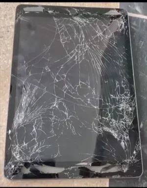 Apple iPad 7 32 GB in Muthanna
