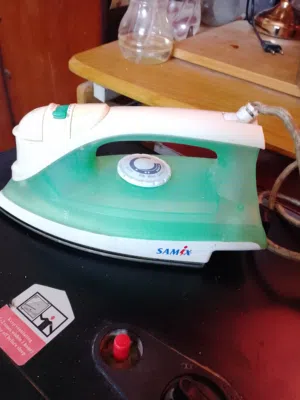 مكواة نوعية جيدة بخار
