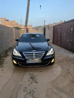 هونداي جنيسس 2013