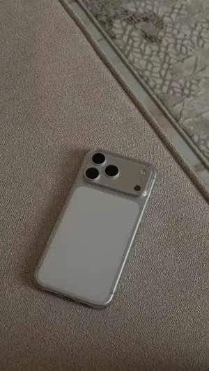 Apple iPhone 17 Pro Max 256 GB in Al Sharqiya
