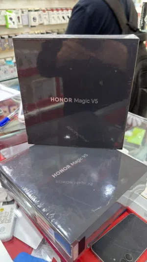 هاتف Honor Magic V5 بسعر ممتاز
