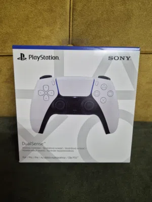 يد بلايستيشن 5 جديد مع هدايا