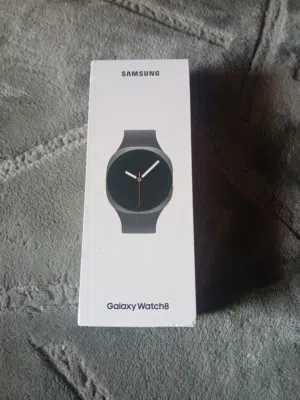 Samsung Smartwatch Series 8  Size 44, Emirates version
