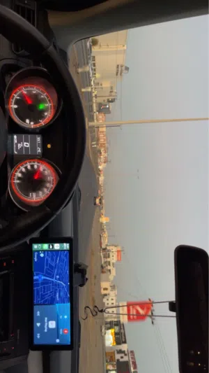 شاشة للسياره تدعم apple carplay and android auto