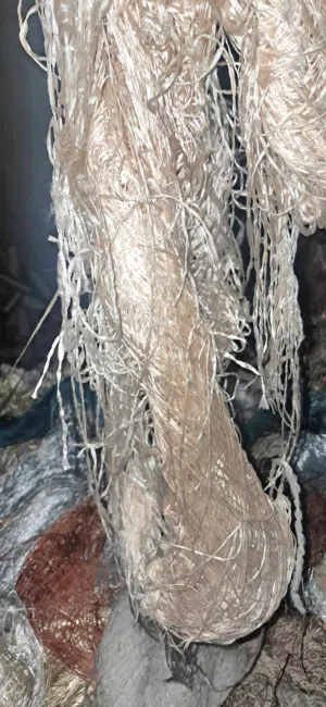 خيوط غزل بقيا السجاد والمفرشات