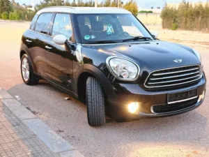 Mini Cooper model 2015
