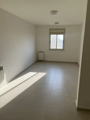 شقه جديده للبيع موقع ممتاز في روابي لم تسكن