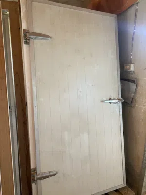 ابواب معزوله للبيع