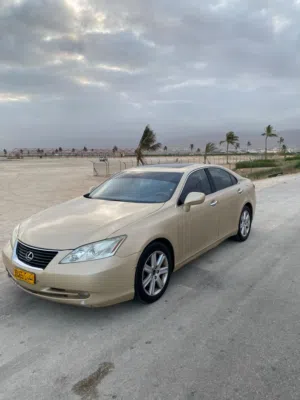 لكزس 350 اي اس