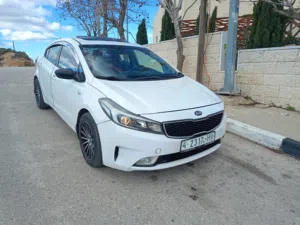 كيا سيراتو فل اضافات