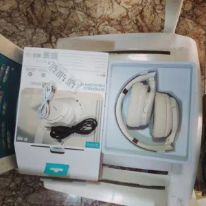 سماعه راس مستعمل بحاله جيده جداً  استخدام خفيف