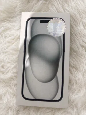 عادي iPhone 15