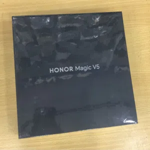 HONOR MAGIC V5