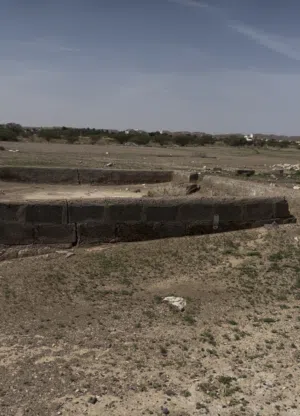 مزرعه في الجبيه قريب الشارع المزدوج مقابل النادي