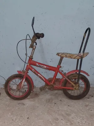 عجلة أطفال مستعملة للبيع