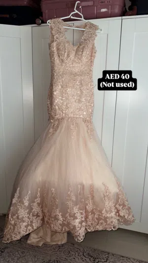 فستان سهرة
