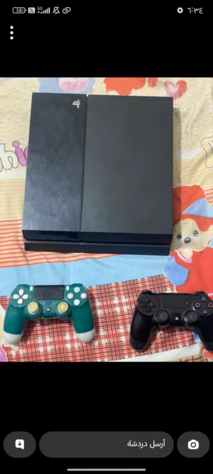 بلاي ستيشن ps4 بسعر 45 دينار و معاه ذراعين