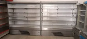 ثلاجات عرض مكشوفة