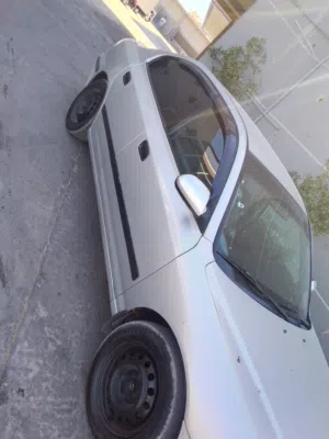 Used Hyundai Elantra in Madaba