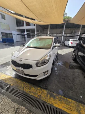 URGENT SELL Kia Carens 2014 174k km