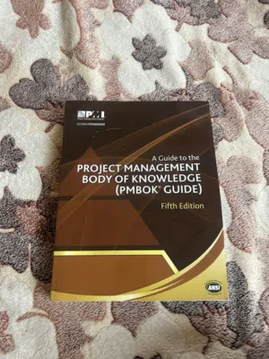 الكتاب الأساسي و كتاب نماذج اختبارات  ل PMB