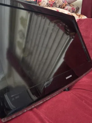 شاشة سامسونج للبيع