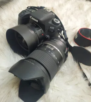 للبيع كاميرا كانون Canon 77d ما تفرق عن الجديد