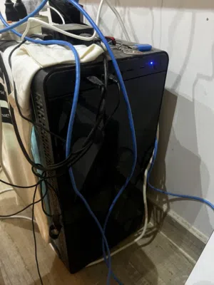 PC مستخدم فترة فقط