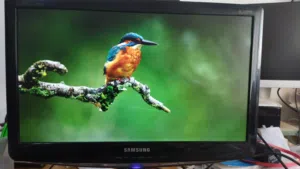 شاشة Samsung B2030 مقاس 20 بوصة +HD - تقنية MagicBright - أداء مثالي وحالة ممتازة