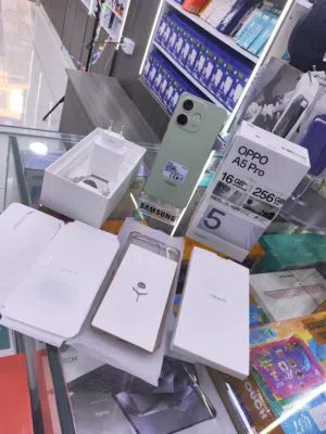 استعمال ايام فقط A5 Pro رام 16 جيجا 256 أغراضة والكرتونه الأصلية شغال كفالة الشركة متوفر توصيل