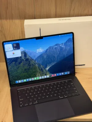 MacBook Air 2023. M2-Chip. 8 RAM. 256 SSD. 15.3-inch