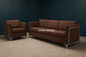 طقم صالون مكتبي مودرن فاخر باللون البني الدافئ، يتميز بتصميم مستقيم راقٍ ومريح، مدعم بهيكل