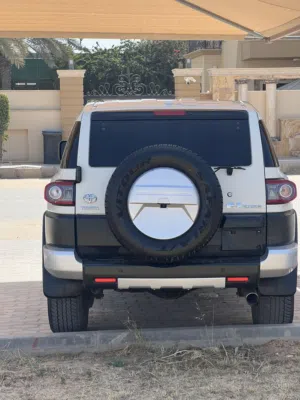 Used Toyota FJ in Tripoli