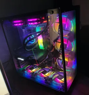 تجميعة للبيع pc بمليون و300 وبيها مجال بسيط